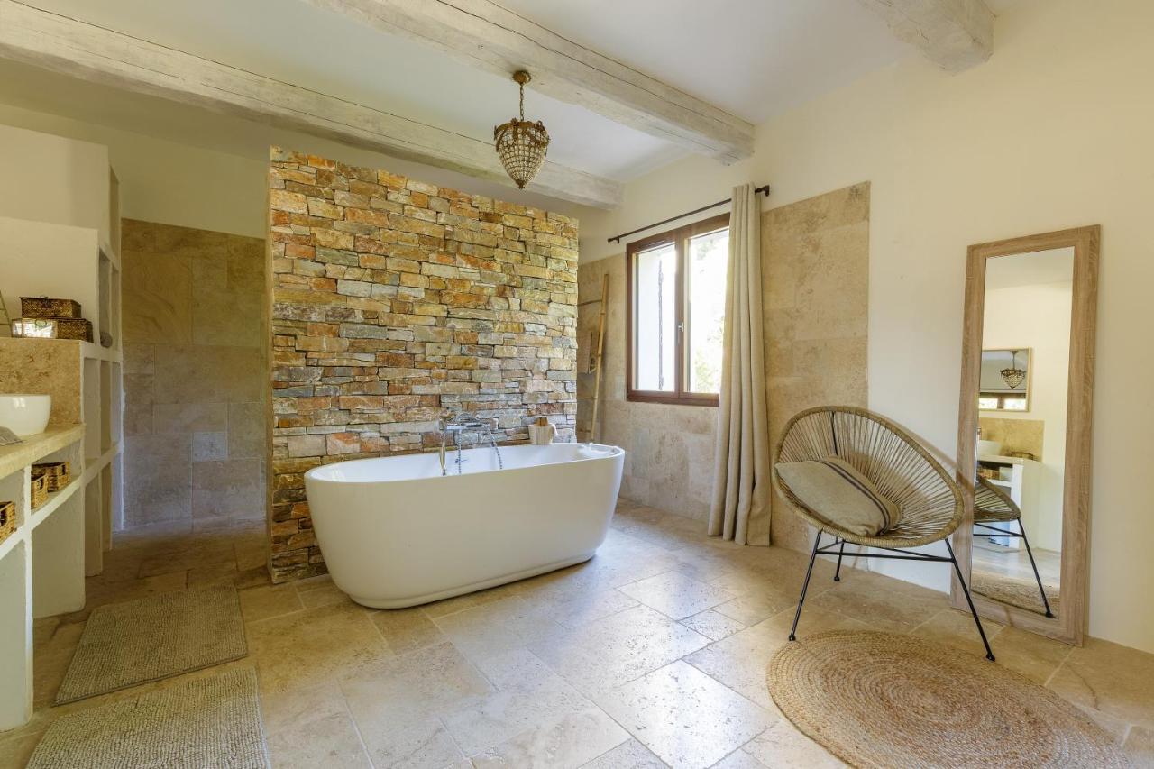 Lodges Park Castellet Provence - Gites Dans Les Vignes Aoc Bandol A 15 Min Des Plages Et Du Circuit Paul Ricard F1 Le Beausset Bilik gambar